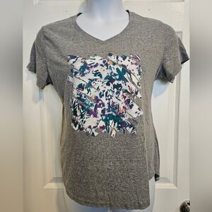 Tek Gear, Essential Gear, gray, v-neck, short sleeve tee.  Size XL